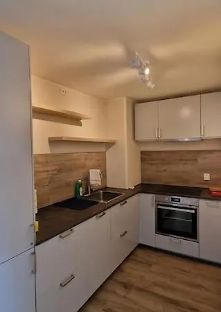 Lejlighed Free Parking - Cozy Flat 26 Minutes From S